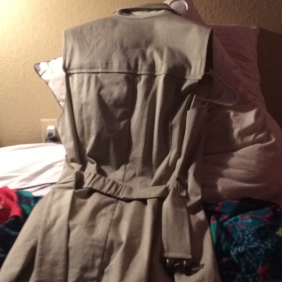Women’s khaki dress. - Picture 3 of 5